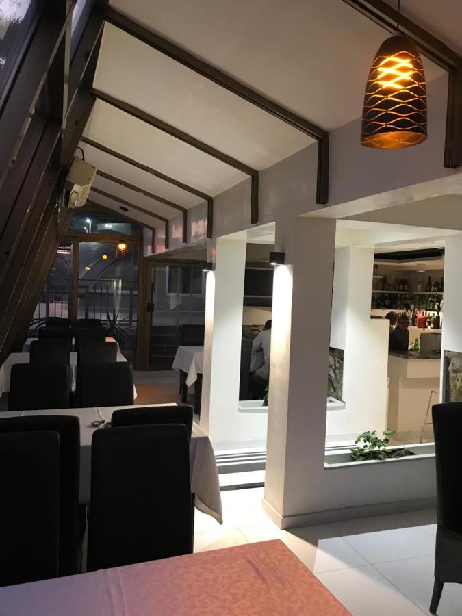 Zormaris-M Hotel Vranje Exterior foto